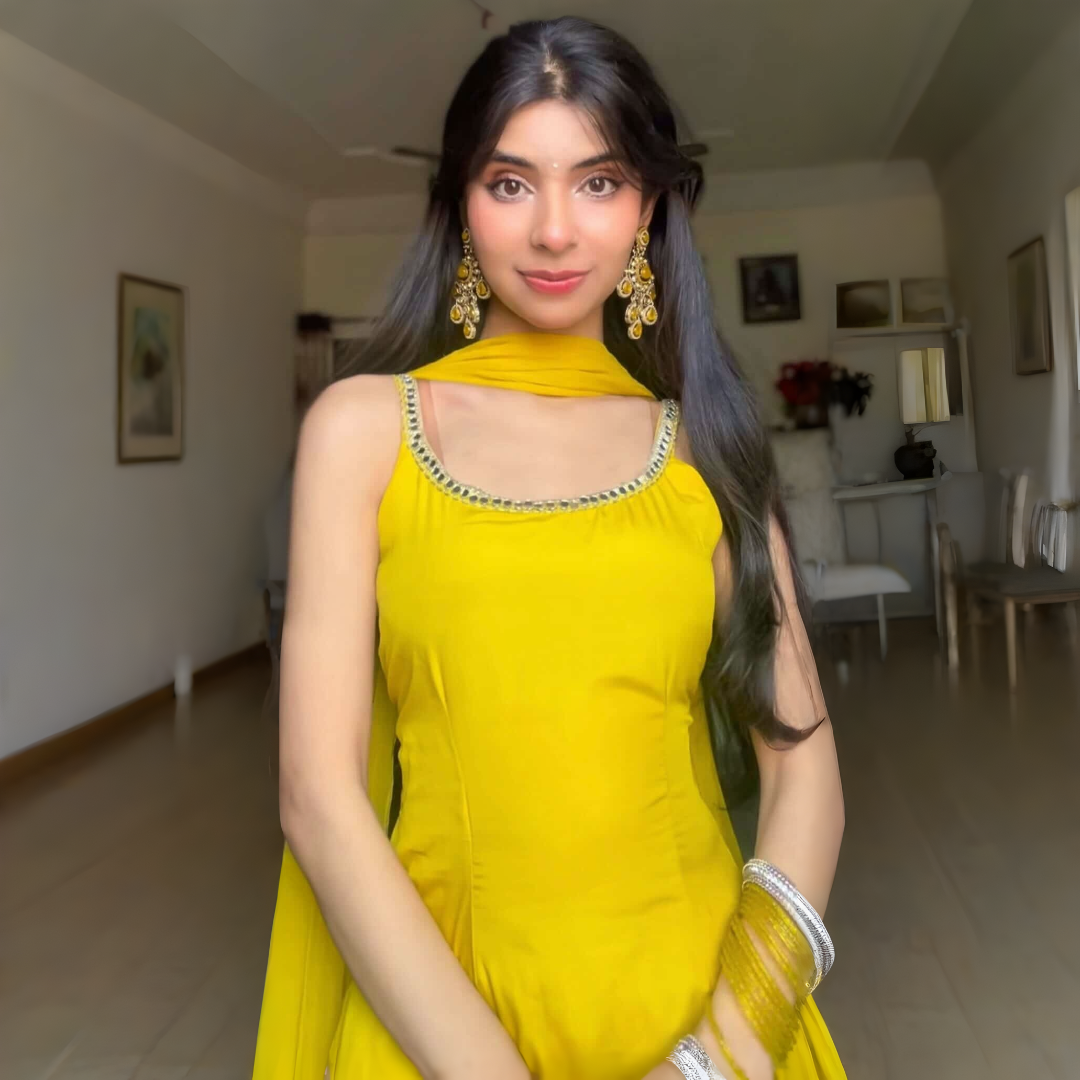 Buttercup Beauty 🌼